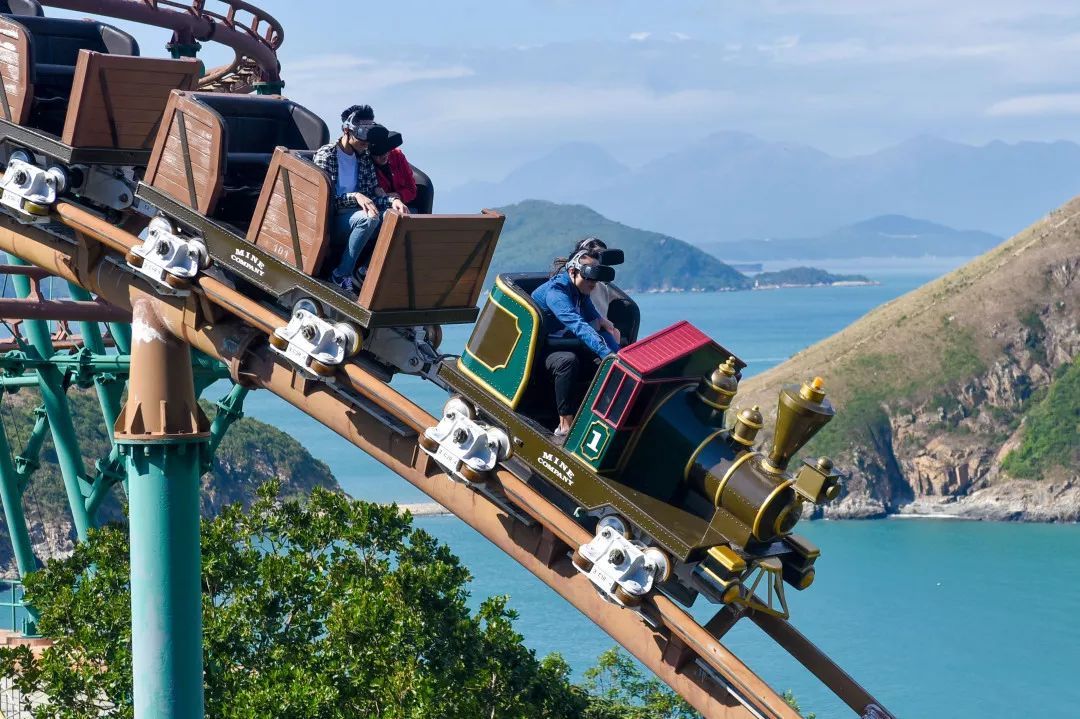 香港海洋公园极速飞车图片